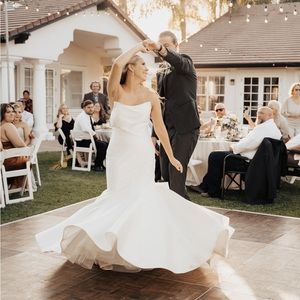 Allure Bridal Wedding Dress, size 10